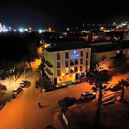 Palace Hotel 5*