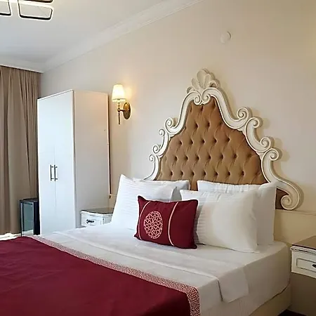 Hotel Palace
